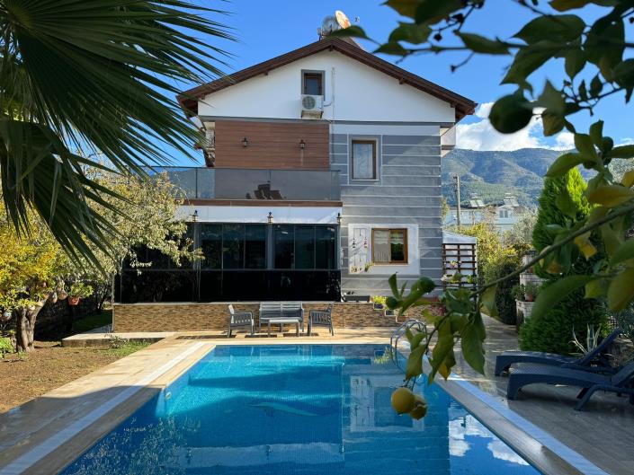 Image No.27-Villa de 4 chambres à vendre à Hisaronu