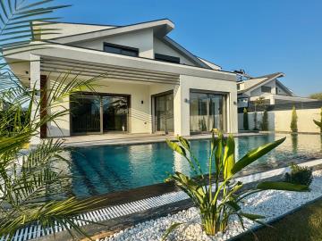 1--Villa-for-sale-in-Koca-Calis