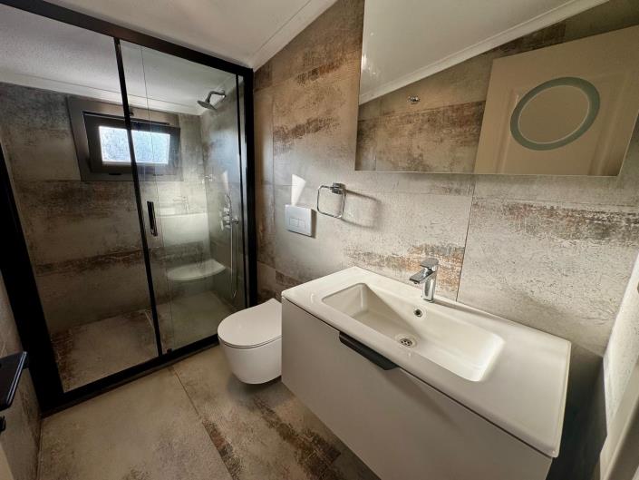 Image No.15-3 Bed Villa for sale