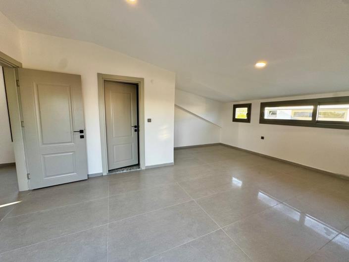 Image No.16-3 Bed Villa for sale