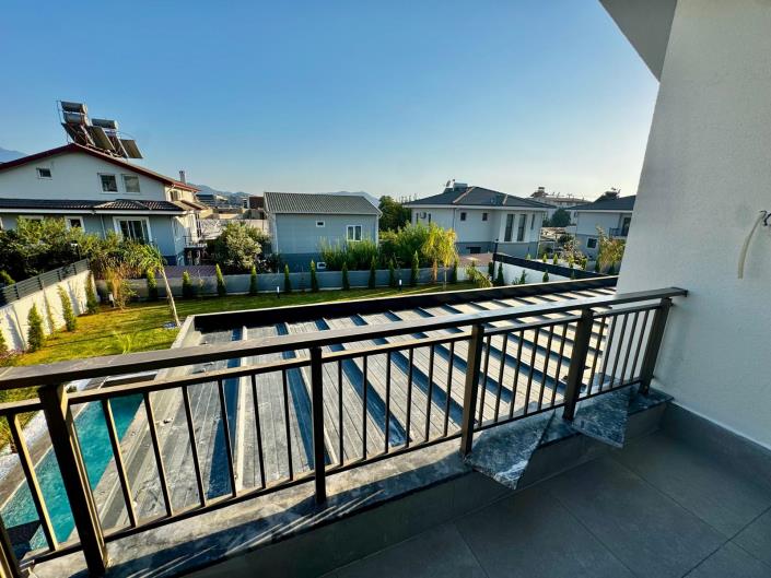 Image No.18-3 Bed Villa for sale