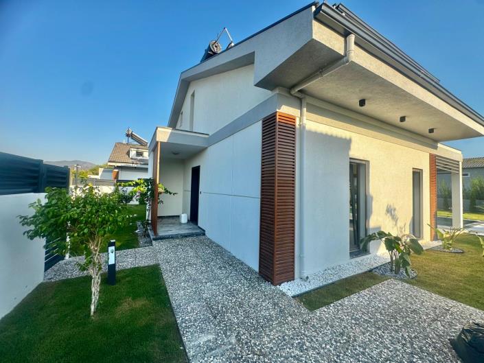 Image No.22-3 Bed Villa for sale