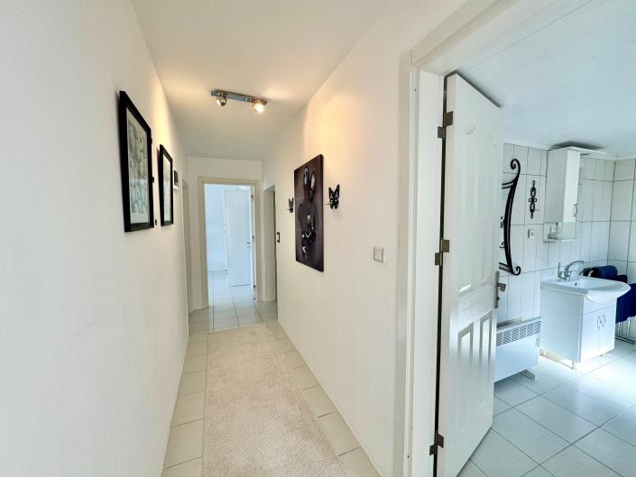 Image No.18-5 Bed Villa for sale