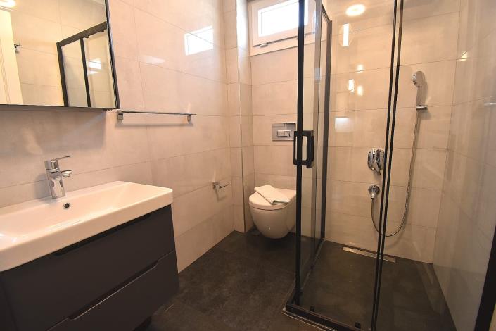 Image No.14-3 Bed Apartment for sale