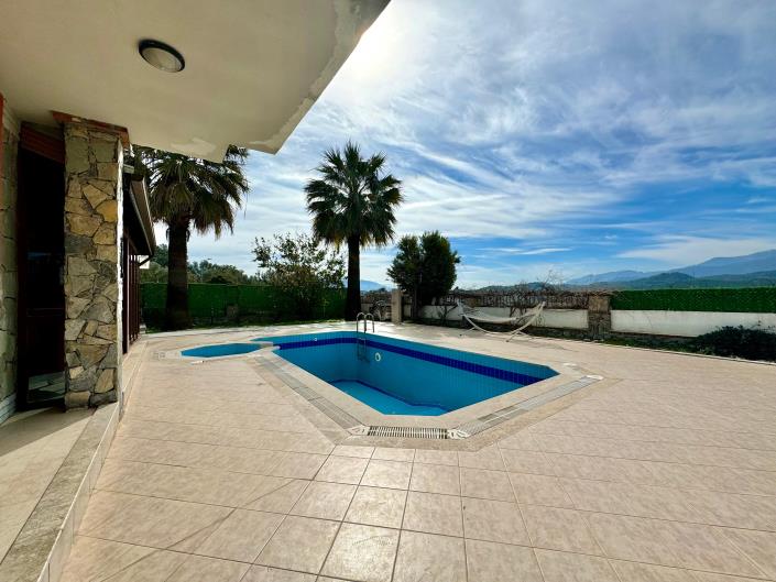 Image No.25-4 Bed Villa for sale