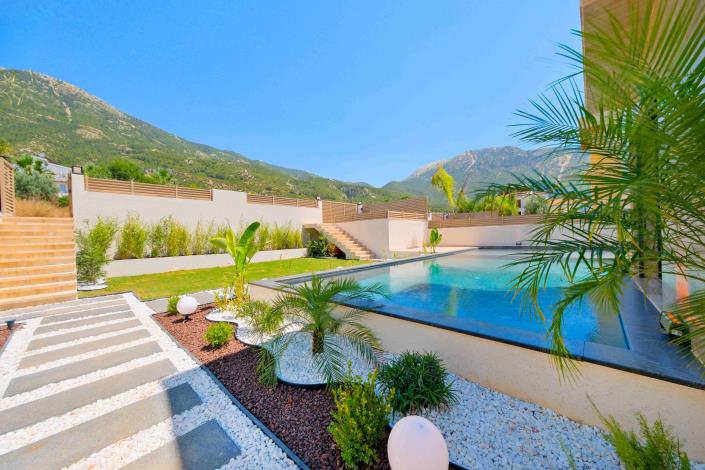Image No.3-4 Bed Villa for sale
