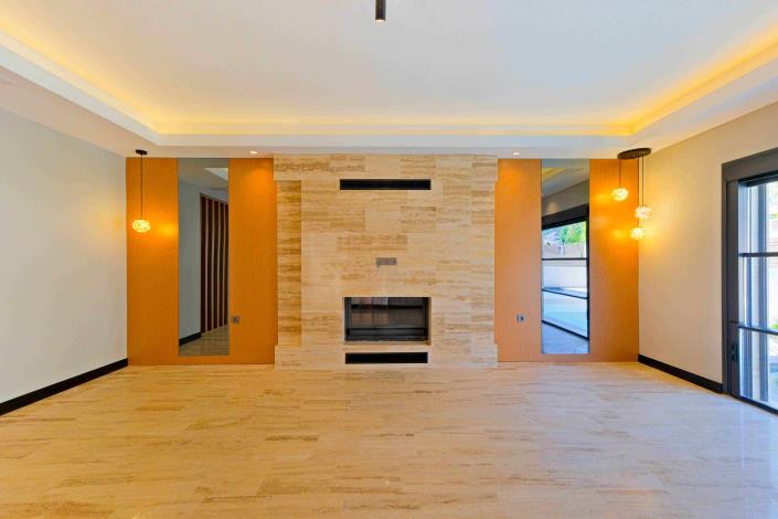 Image No.7-4 Bed Villa for sale