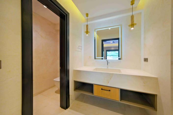 Image No.24-4 Bed Villa for sale