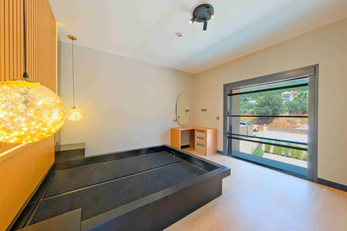 Image No.26-4 Bed Villa for sale
