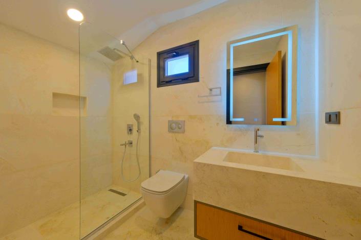 Image No.30-4 Bed Villa for sale