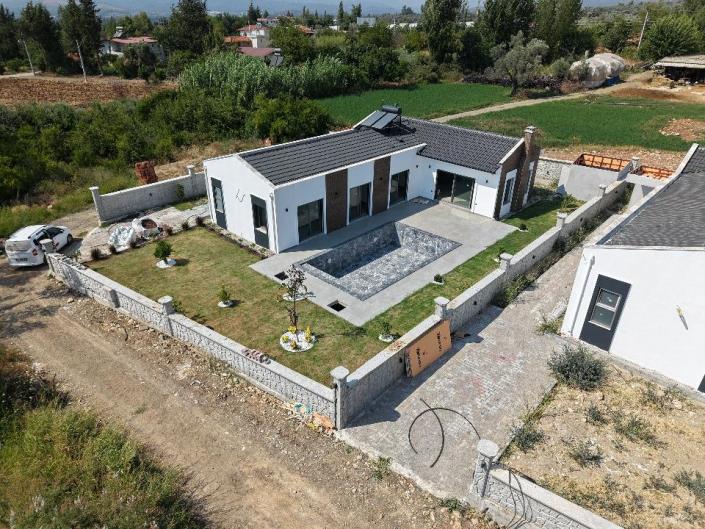 Image No.19-3 Bed Bungalow for sale