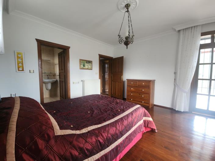 Image No.13-3 Bed Villa for sale