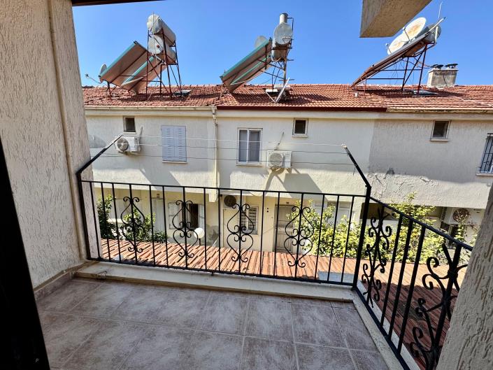 Image No.16-3 Bed Semi-Detached for sale