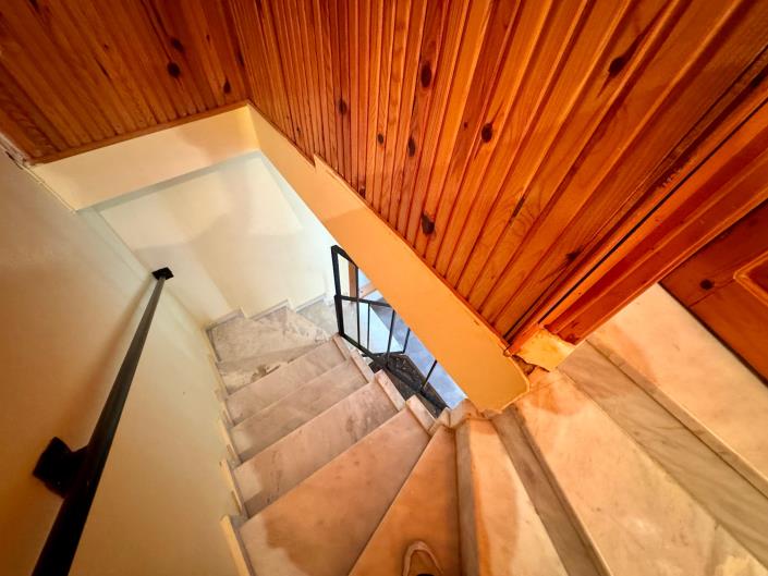 Image No.18-3 Bed Semi-Detached for sale