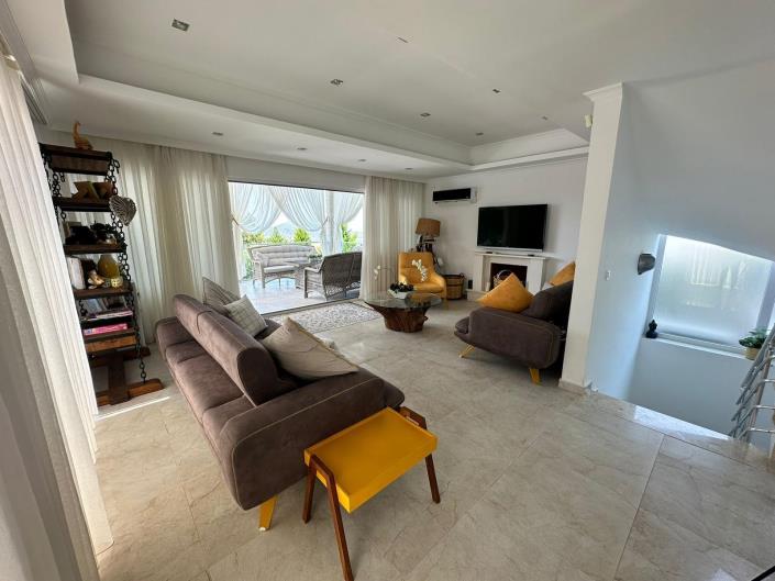 Image No.5-4 Bed Villa for sale