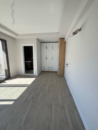 Image No.7-3 Bed Semi-Detached for sale