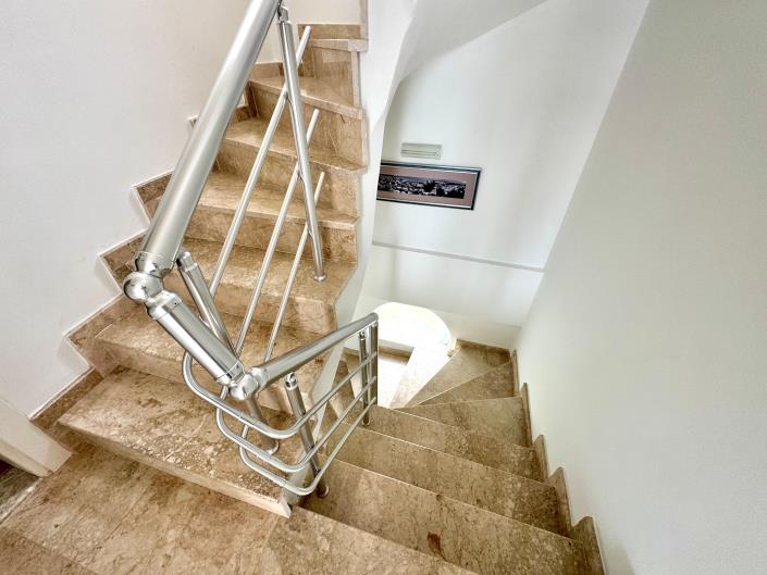 Image No.20-3 Bed Villa for sale