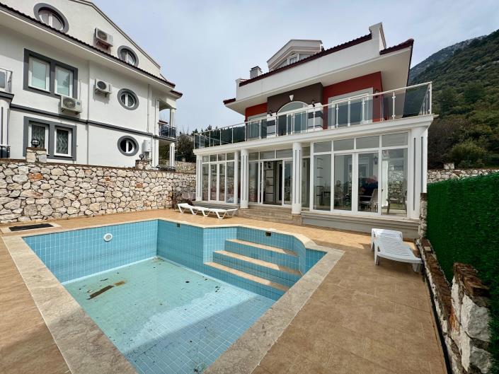 Image No.29-3 Bed Villa for sale