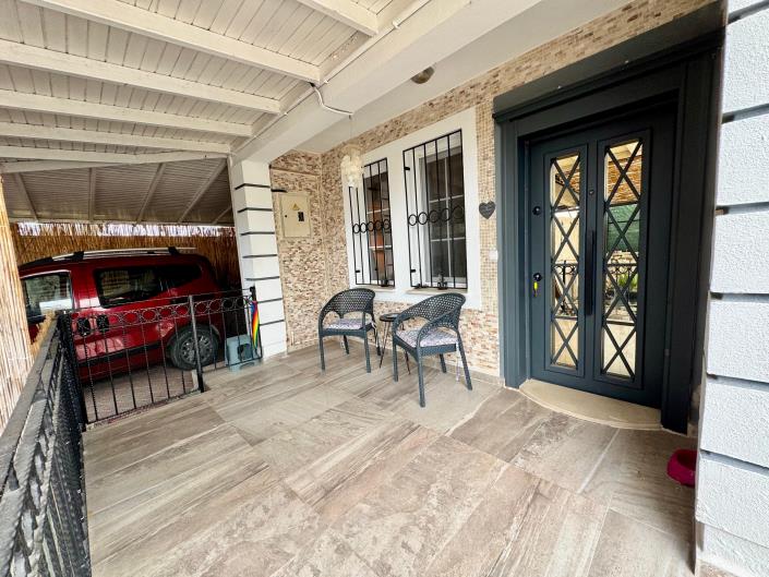 Image No.6-5 Bed Villa for sale