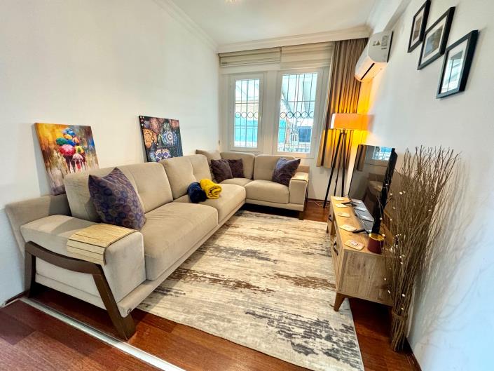 Image No.8-5 Bed Villa for sale