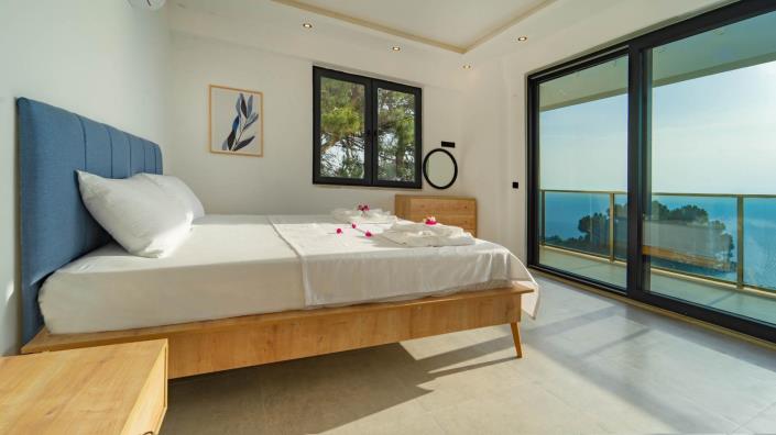 Image No.14-6 Bed Villa for sale