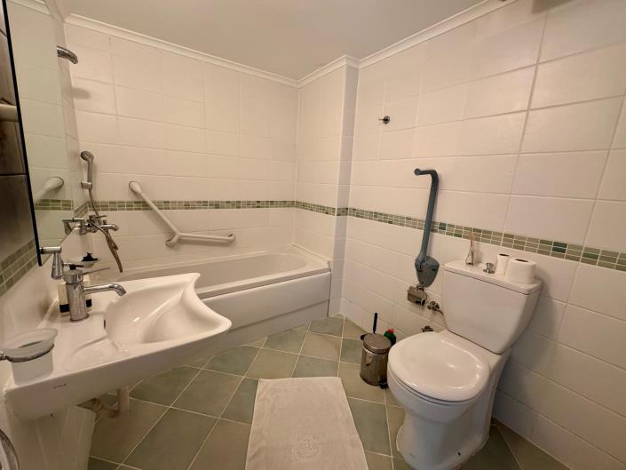 Image No.17-4 Bed Villa for sale