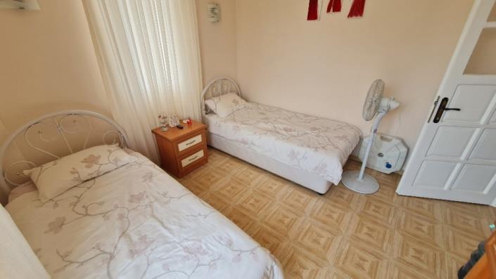 Image No.9-3 Bed Apartment for sale