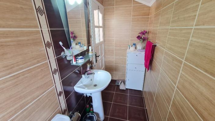 Image No.11-3 Bed Apartment for sale