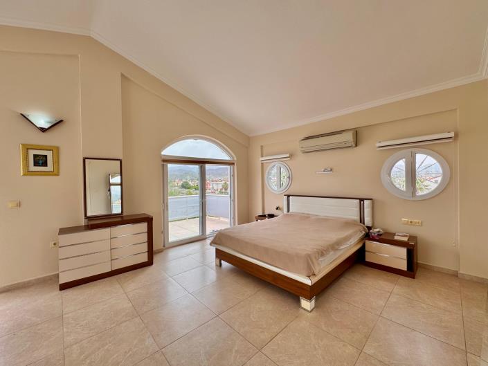 Image No.20-3 Bed Villa for sale