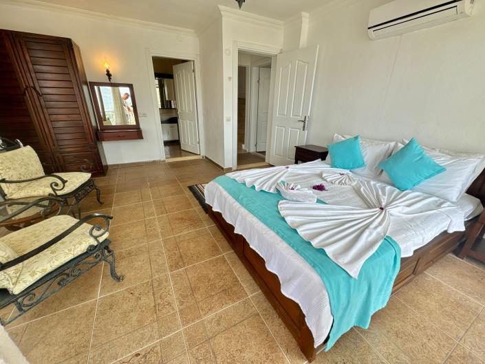 Image No.15-5 Bed Villa for sale