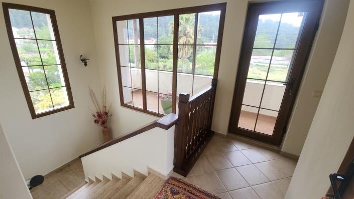 Image No.13-3 Bed Villa for sale