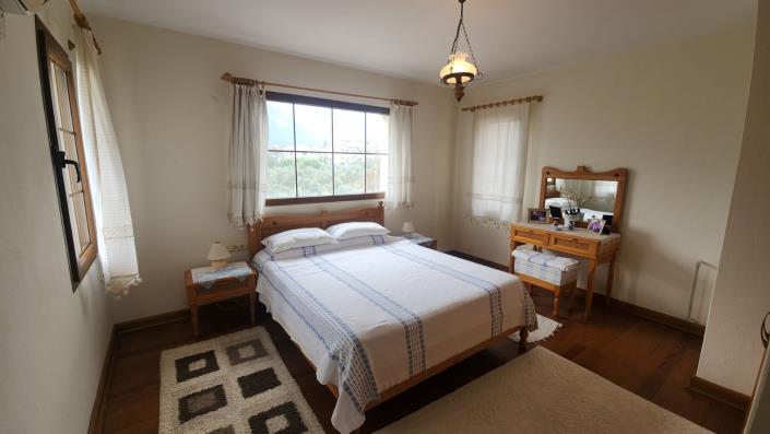 Image No.14-3 Bed Villa for sale