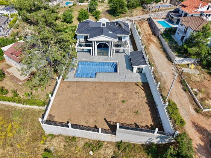 Image No.5-Villa de 4 chambres à vendre à Uzumlu