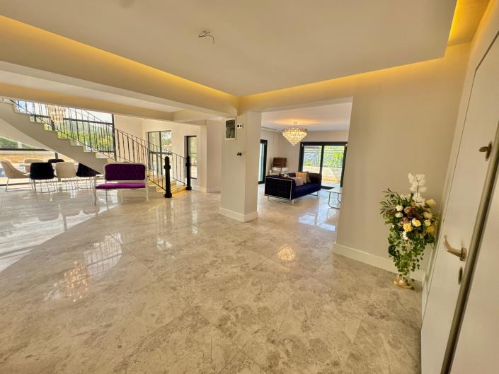 Image No.13-Villa de 4 chambres à vendre à Uzumlu