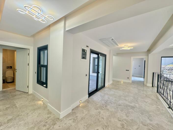 Image No.19-Villa de 4 chambres à vendre à Uzumlu