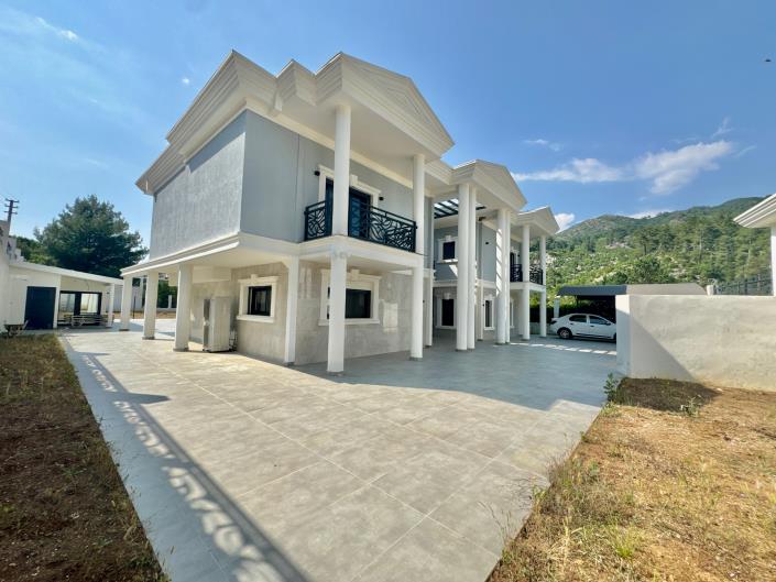 Image No.35-Villa de 4 chambres à vendre à Uzumlu