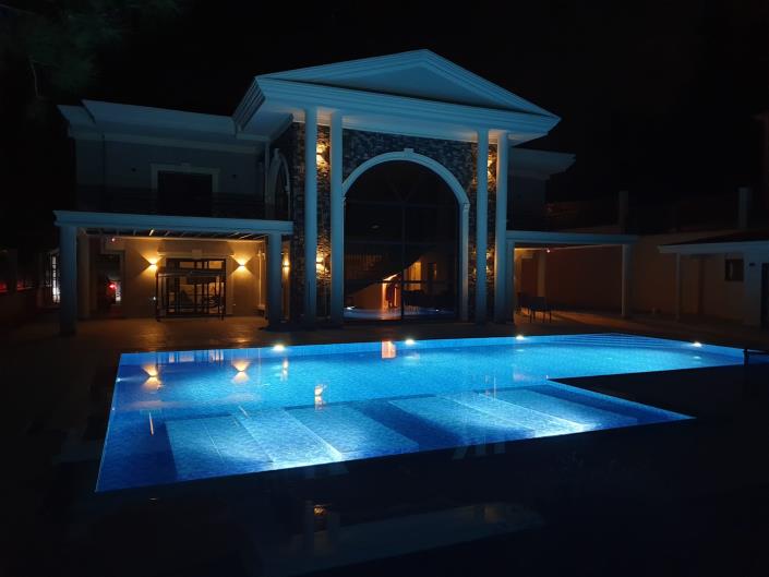 Image No.4-Villa de 4 chambres à vendre à Uzumlu