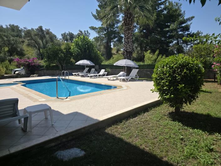 Image No.3-4 Bed Villa for sale