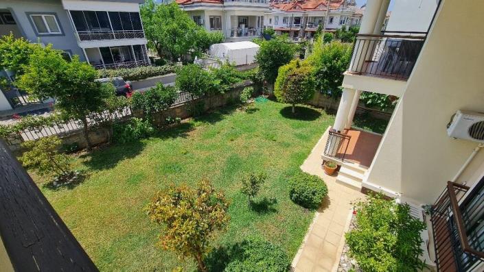 Image No.10-3 Bed Apartment for sale