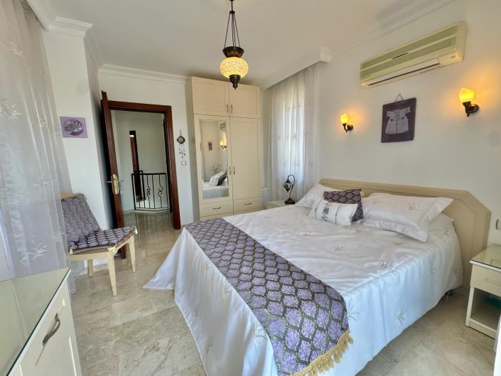 Image No.19-4 Bed Villa for sale