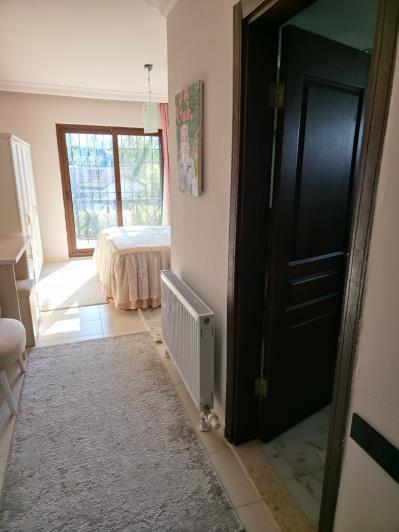 Image No.11-4 Bed Villa for sale