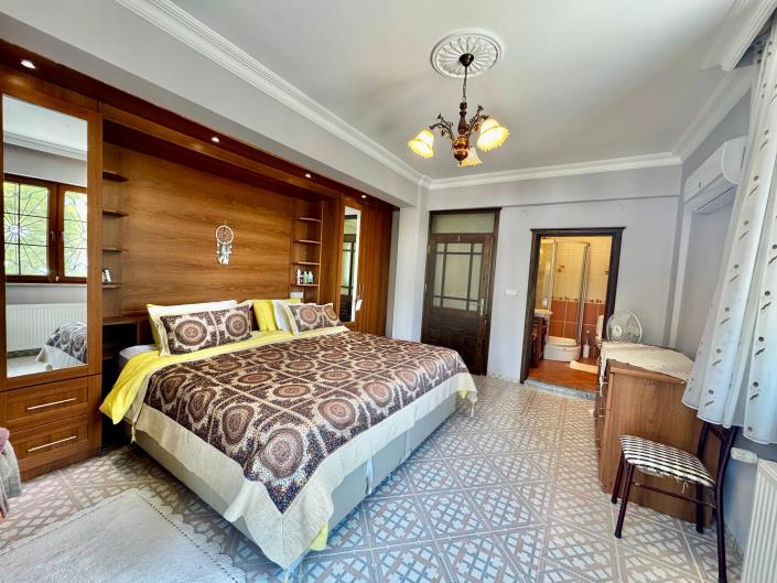 Image No.26-5 Bed Villa for sale