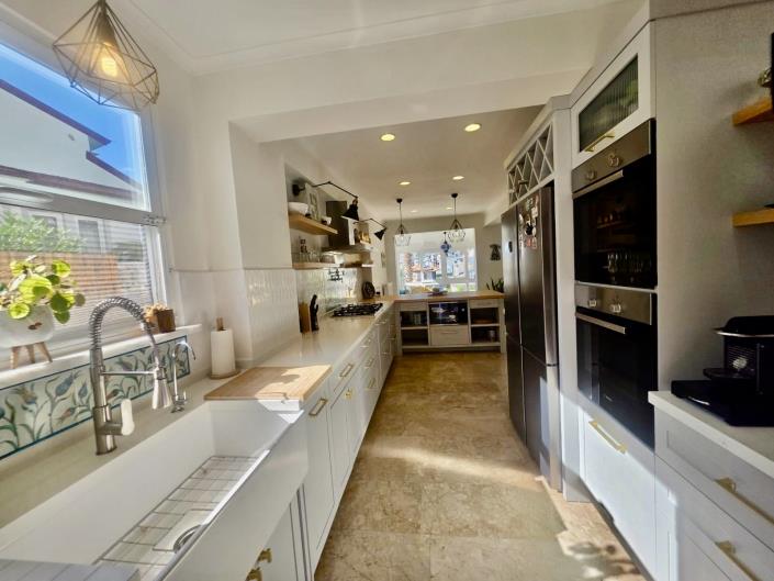 Image No.10-4 Bed Villa for sale