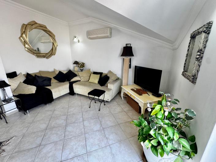 Image No.26-3 Bed Duplex for sale