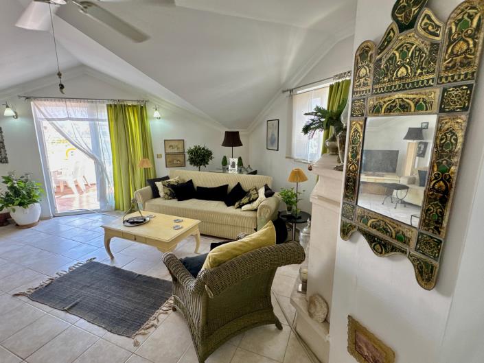 Image No.27-3 Bed Duplex for sale