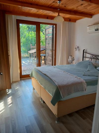 Image No.12-2 Bed Bungalow for sale