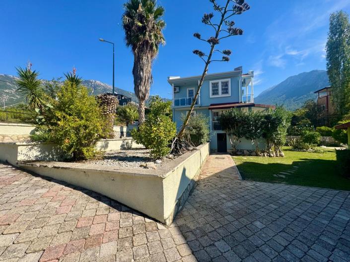 Image No.19-3 Bed Villa for sale