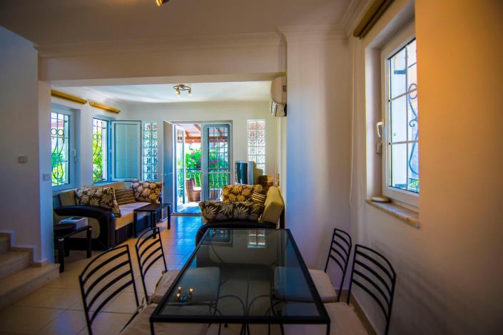 Image No.6-5 Bed Villa for sale