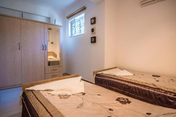 Image No.18-5 Bed Villa for sale