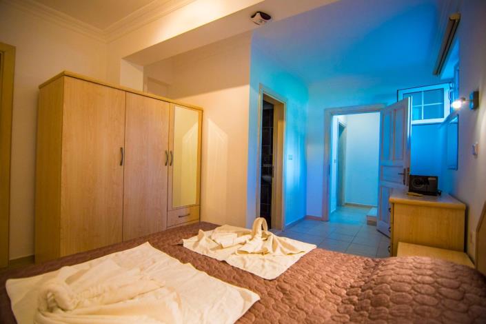 Image No.20-5 Bed Villa for sale